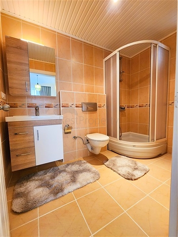 Wohnung 2+1 150 Meter vom Meer entfernt in der malerischen Gegend von Mahmutlar