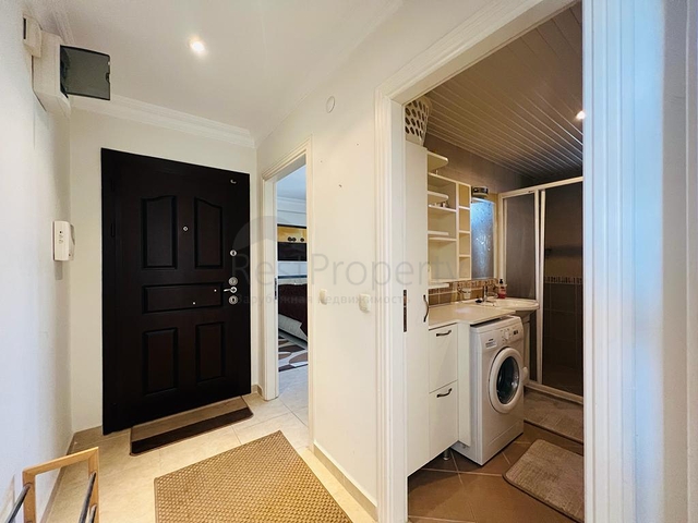 Geräumige 1+1-Wohnung in der Gegend von Dschikkilli.    