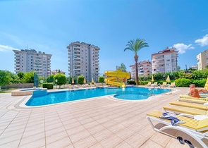 Geräumige 1+1-Wohnung in der Gegend von Dschikkilli.    