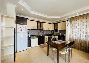 Geräumige 1+1-Wohnung in der Gegend von Dschikkilli.    