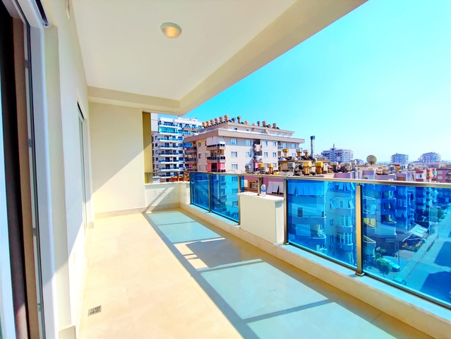 1+1 Wohnung in einem der beliebtesten Komplexe von Mahmutlar