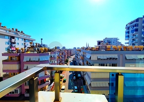 1+1 Wohnung in einem der beliebtesten Komplexe von Mahmutlar