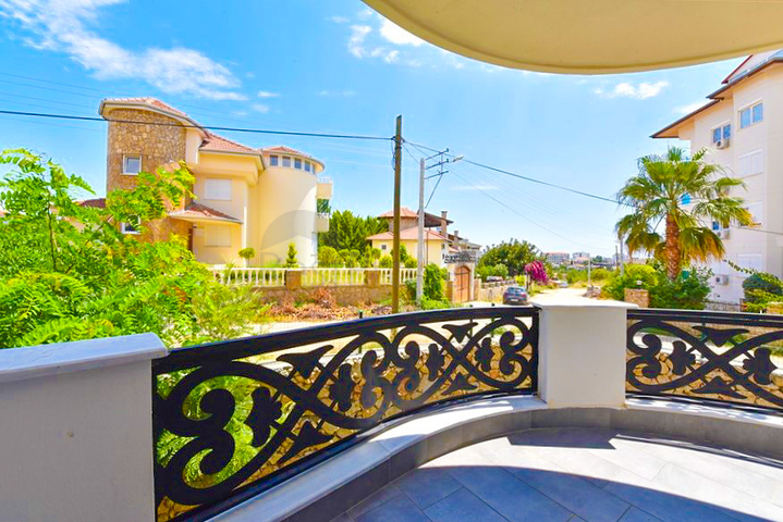 3+1 Maisonette-Wohnung mit eigenem Garten