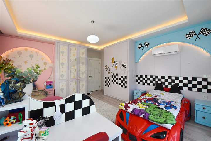 3+1 Maisonette-Wohnung mit eigenem Garten