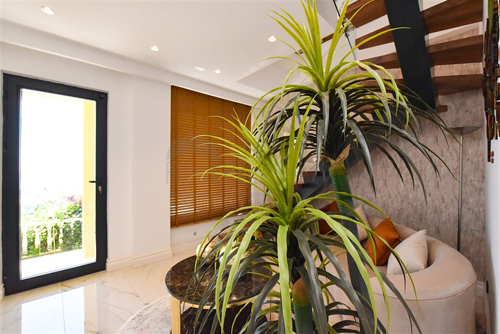 5+1 Design renovierte Villa