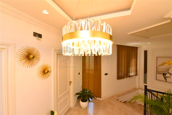 5+1 Design renovierte Villa