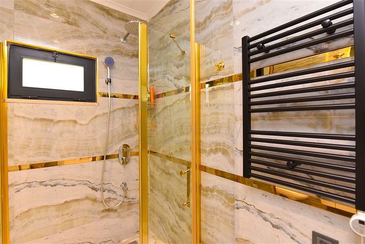 5+1 Design renovierte Villa