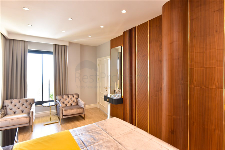 5+1 Design renovierte Villa