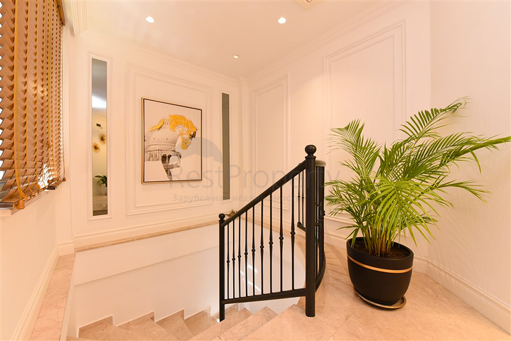 5+1 Design renovierte Villa