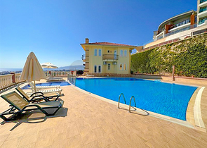 5+1 Design renovierte Villa