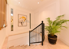 5+1 Design renovierte Villa