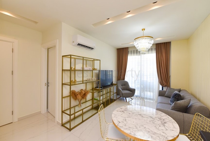 1+1-Wohnung 300 m vom Kleopatra-Strand entfernt