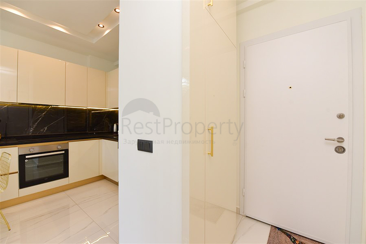 1+1-Wohnung 300 m vom Kleopatra-Strand entfernt