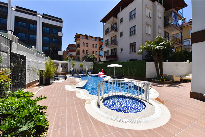 1+1-Wohnung 300 m vom Kleopatra-Strand entfernt