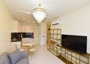 1+1-Wohnung 300 m vom Kleopatra-Strand entfernt