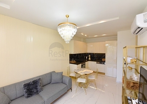 1+1-Wohnung 300 m vom Kleopatra-Strand entfernt