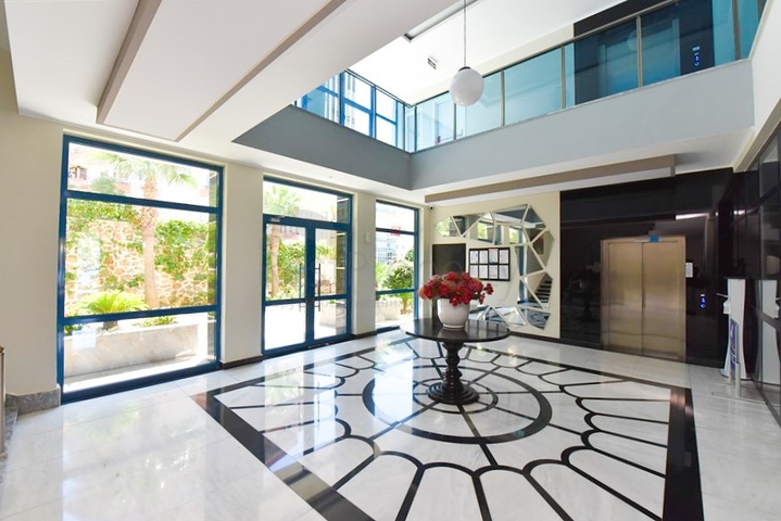 1+1 Wohnung zur Miete in einem der Komplexe des Bezirks Tosmur