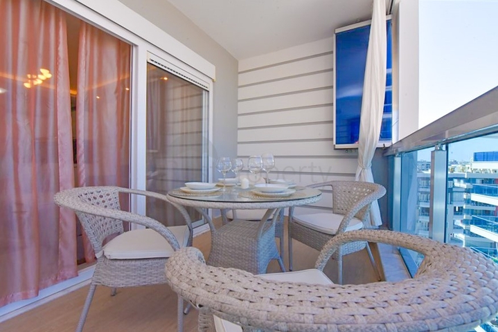 1+1 Wohnung zur Miete in einem der Komplexe des Bezirks Tosmur