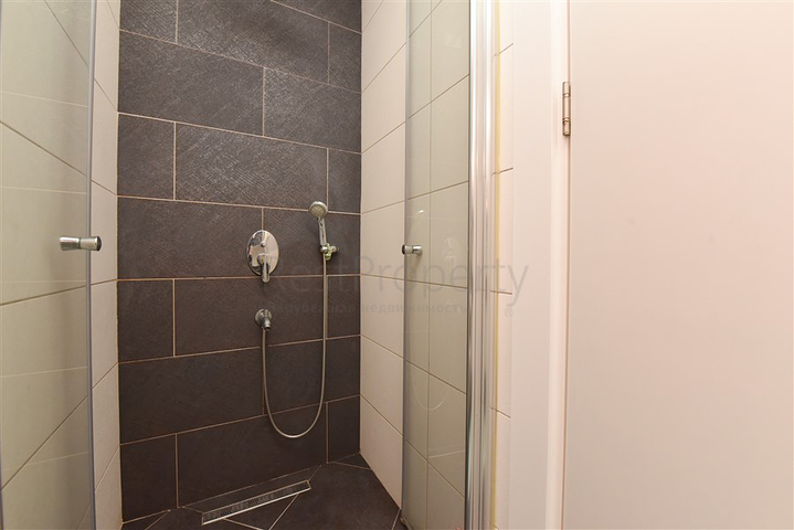 1+1 Wohnung zur Miete in einem der Komplexe des Bezirks Tosmur