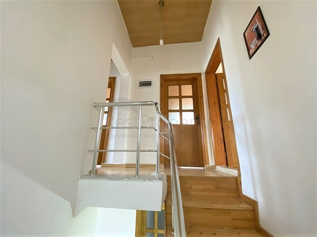 Villa 6+2 mit Pool in Konakli