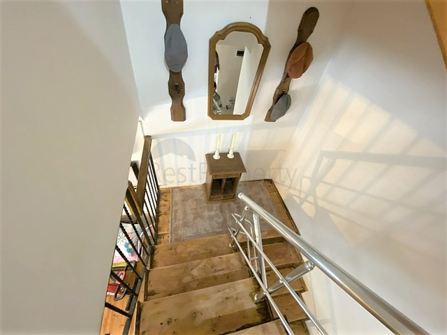 Villa 6+2 mit Pool in Konakli