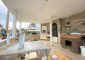 Villa 6+2 mit Pool in Konakli