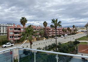 Villa 6+2 mit Pool in Konakli