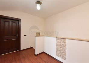 Geräumiges Penthouse vom Eigentümer 3+1 mit separater Küche 200 Meter vom Meer entfernt in der Nähe von Oba