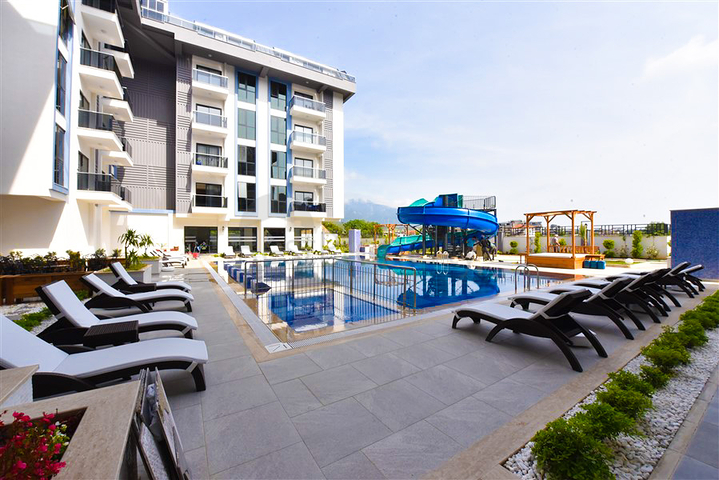 Neue Wohnung im Bezirk Oba in Verbindung mit der Infrastruktur