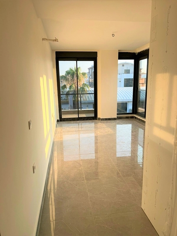 Penthouse 2+1 in Verbindung mit der Infrastruktur im Bezirk Oba