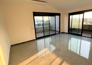 Penthouse 2+1 in Verbindung mit der Infrastruktur im Bezirk Oba