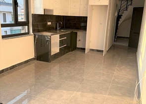 Penthouse 2+1 in Verbindung mit der Infrastruktur im Bezirk Oba