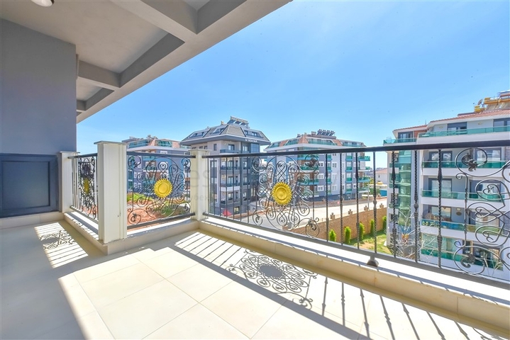 Geräumige Wohnung im neuen Komplex des Bezirks Oba