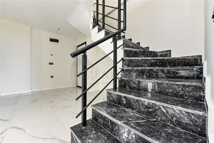 Geräumige Wohnung im neuen Komplex des Bezirks Oba