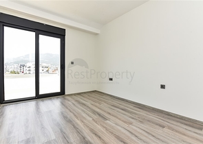 Geräumige Wohnung im neuen Komplex des Bezirks Oba