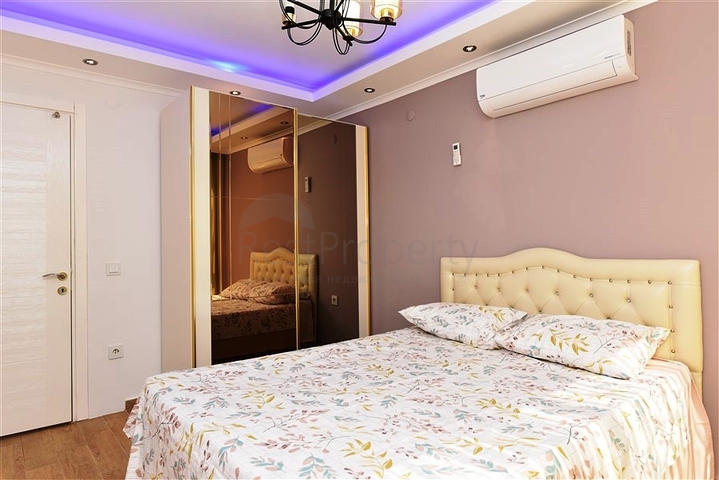 1+1 Wohnung im Stadtteil Mahmutlar, nur 350 Meter vom Meer entfernt 