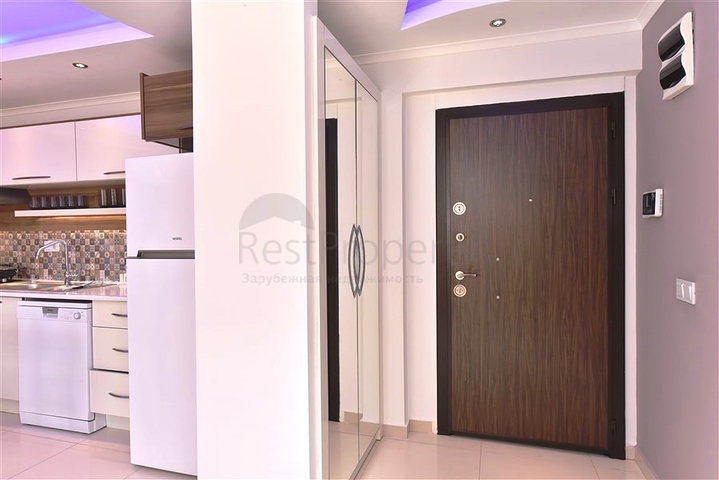 1+1 Wohnung im Stadtteil Mahmutlar, nur 350 Meter vom Meer entfernt 