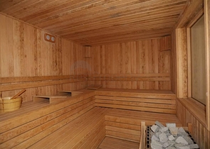 1+1 Wohnung im Stadtteil Mahmutlar, nur 350 Meter vom Meer entfernt 