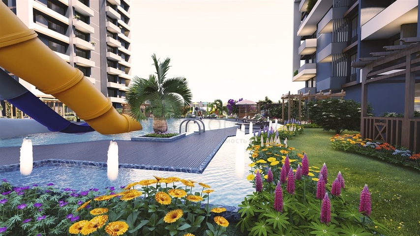 Investitionsprojekt in der Bauphase in Mersin, 500 m vom Meer entfernt