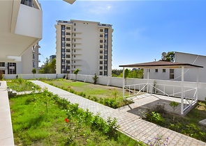 1+1 Wohnung in einem neuen Komplex im Stadtteil Avsallar