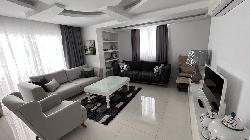 Schicke Duplex 3+1 im Komplex