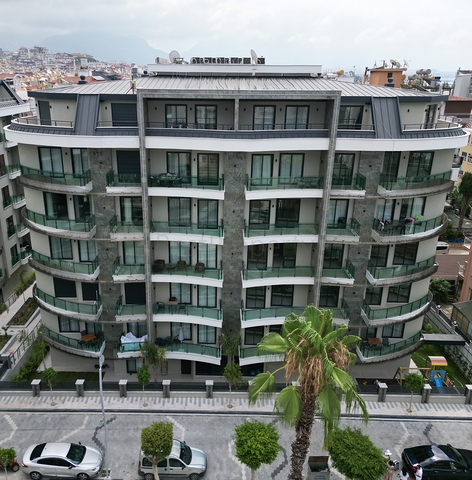 2+1 Wohnung in einem der besten Komplexe im Zentrum von Alanya