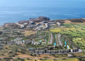 Ein neues Bauprojekt an der Küste Nordzyperns