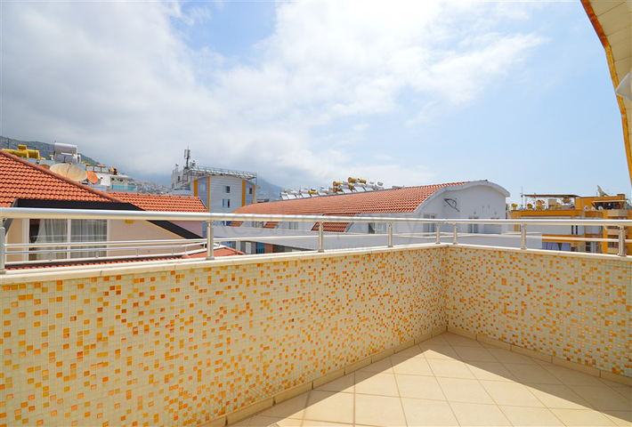 Duplex-Penthouse 3+1 100 m vom Meer entfernt