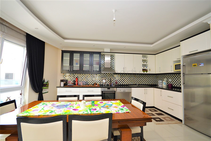 Duplex-Penthouse 3+1 100 m vom Meer entfernt