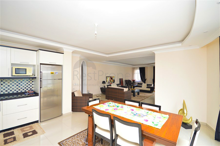 Duplex-Penthouse 3+1 100 m vom Meer entfernt