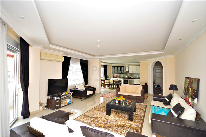 Duplex-Penthouse 3+1 100 m vom Meer entfernt