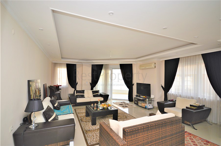 Duplex-Penthouse 3+1 100 m vom Meer entfernt