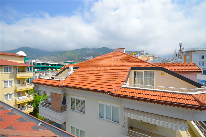 Duplex-Penthouse 3+1 100 m vom Meer entfernt