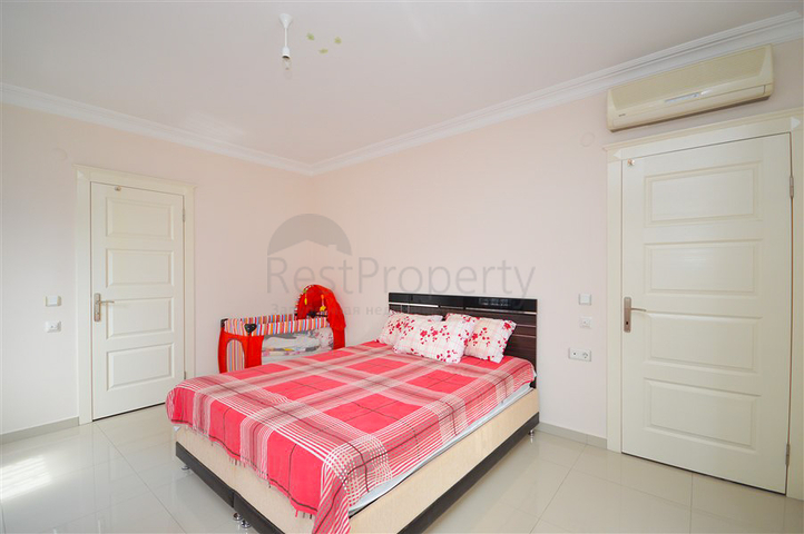 Duplex-Penthouse 3+1 100 m vom Meer entfernt